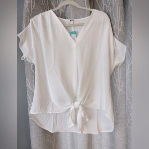 Short sleeved dress shirt size M